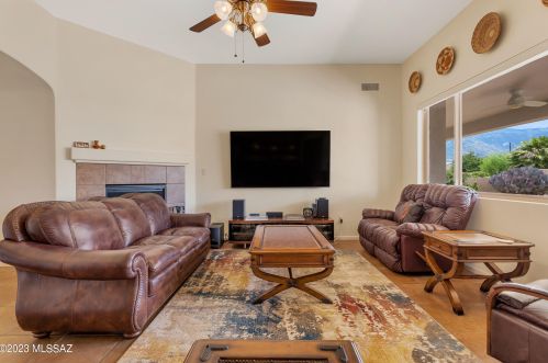 62903 Oakwood Dr, Tucson AZ  85739-2492 exterior