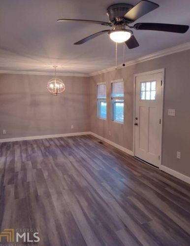 802 Mercury Dr, Atlanta, GA 30331-3322