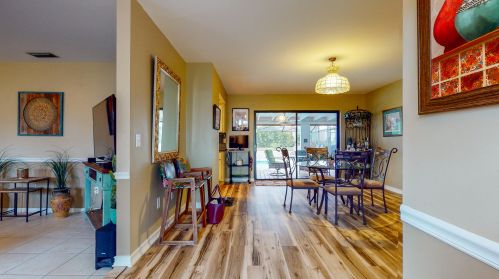 1738 Dominic Ave, Fort Pierce FL 34952-5815 exterior