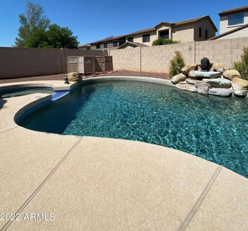 4322 Aracely Dr, Phoenix AZ  85087-5998 exterior