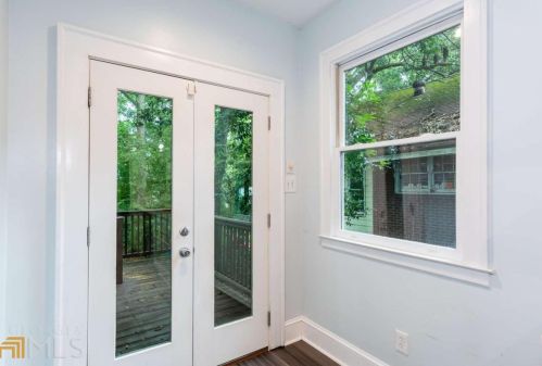 39 Branham St, Atlanta GA 30317-1228 exterior