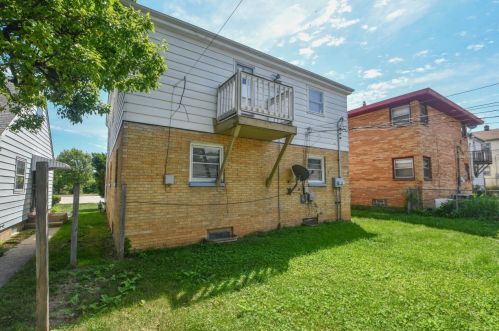 4581 60th St, Milwaukee WI  53220-4017 exterior