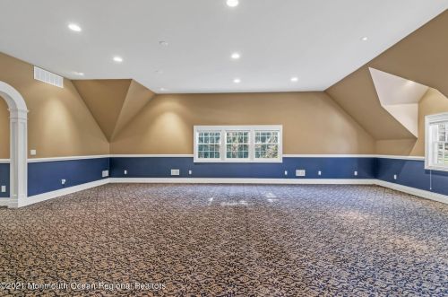 41 Marlpit Pl, Middletown NJ 07748-2028 exterior