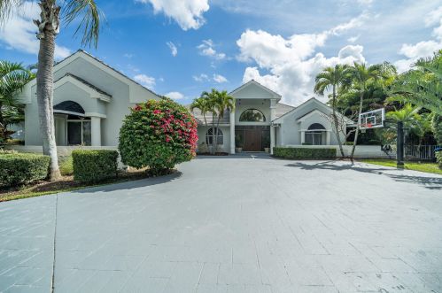 1812 17th St, Boca Raton, FL 33486-8517