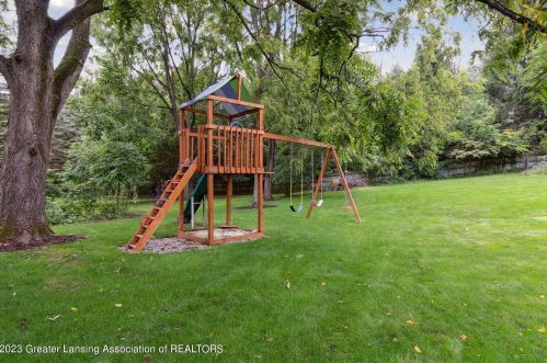 4406 Carmine Ct, Dewitt MI 48820-9183 exterior