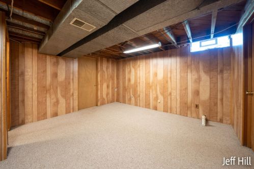 1628 Leffingwell Ave, Grand Rapids MI 49525-3902 exterior