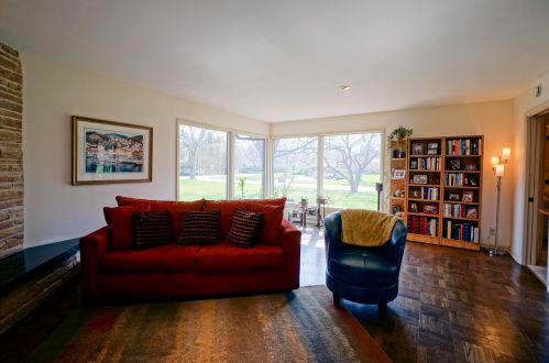 9355 Thrush Ln, Milwaukee WI 53217-1375 exterior