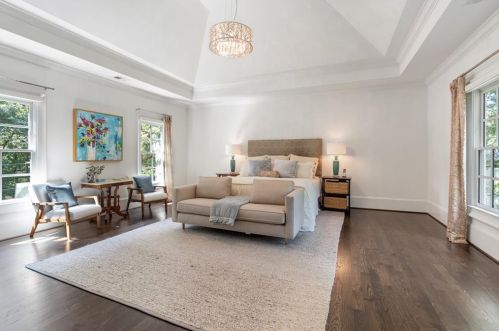 3466 Inman Dr, Atlanta GA 30319-2443 exterior