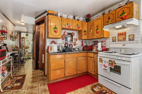 11140 Indiana Ave, Chicago IL 60628-2825 exterior