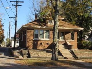 455 Mason Ave, Joliet, IL 60435-6252