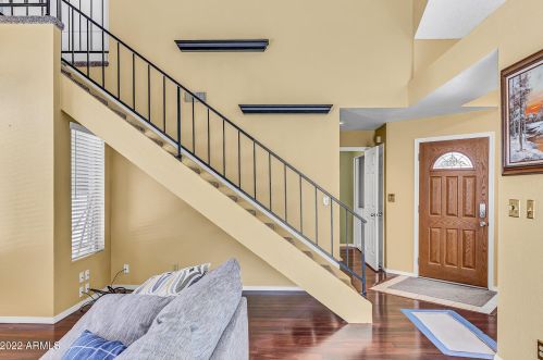 4571 Linda Ln, Chandler AZ 85226-5841 exterior