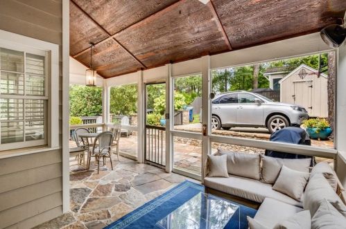 2505 Forrest Way, Atlanta GA  30305-3716 exterior