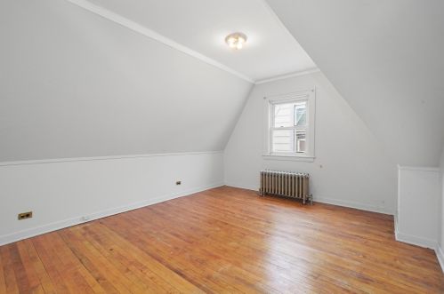 4232 Wellington Ave, Chicago IL 60641-5355 exterior