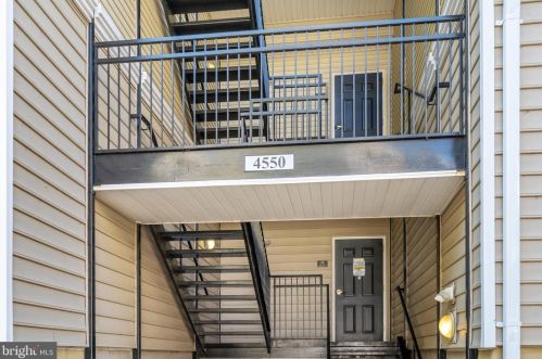 4550 Strutfield Ln, Alexandria VA 22311-4965 exterior