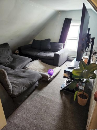 56 Jamaica Ave, Valley Stream NY 11580-6314 exterior