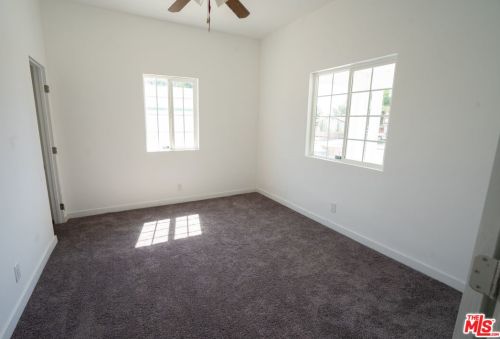 119 Augusta St, Bakersfield CA  93307-1633 exterior