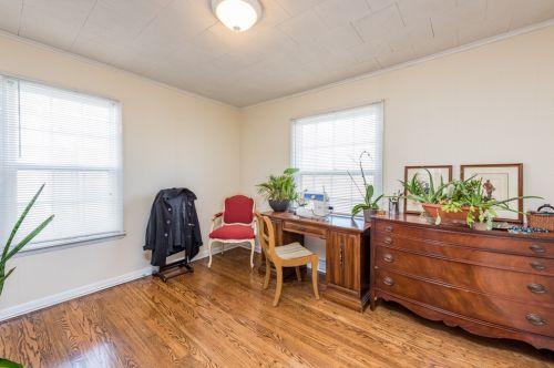 2440 Lewis Ave, Waukegan IL 60087-3056 exterior