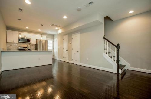 1635 Lang Pl, Washington DC  20002-3005 exterior