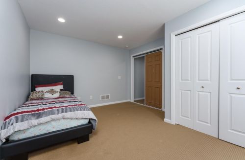 4715 Geneva Ave, Kalamazoo MI  49024-3031 exterior