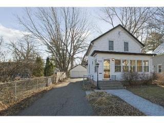 713 4th St, Stillwater, MN 55082-4021