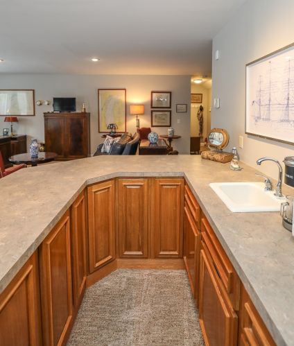 2 Fairview Dr, Concord NH 03301-6917 exterior