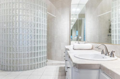 17916 Castle Bnd Dr, Dallas TX 75287-6800 exterior