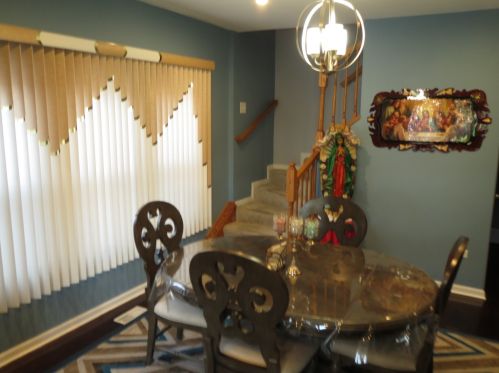 2032 10 Ave, Broadview IL 60153-1924 exterior