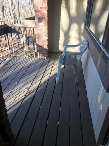 9 James St, Peekskill NY  10566-2455 exterior