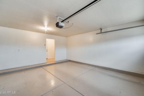 7104 31st Dr, Phoenix AZ  85041-9324 exterior