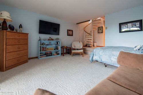 19 Harborhead Dr, Point Pleasant Beach NJ 08742-2681 exterior