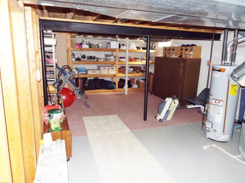 1882 Jenny Ln, Rochester MI 48309-3381 exterior