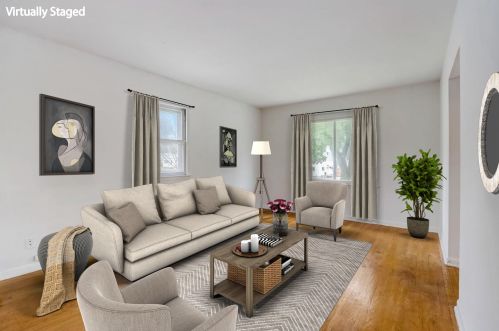 3635 91st St, Milwaukee, WI 53228-1539