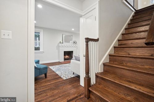 7405 Wildwood Dr, Silver Spring, MD 20912-6927