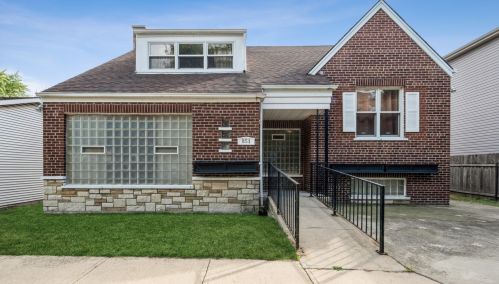 851 76 St, Chicago IL 60620-5762 exterior