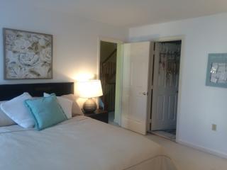 1872 Mintwood Pl, Washington DC  20009-1908 exterior