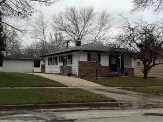 7837 Denver Ave, Milwaukee, WI 53223-4939