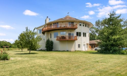 1100 Eunice Ave, Joliet IL 60433-8517 exterior