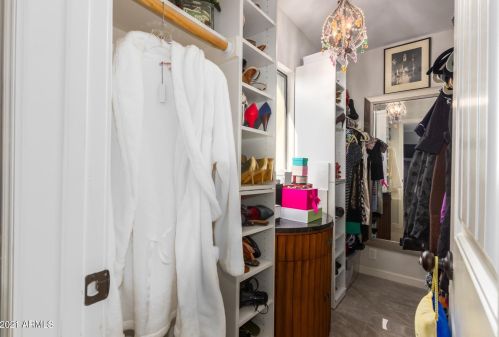 1118 Colter St, Phoenix AZ 85018-1640 exterior