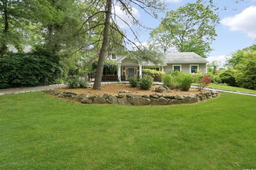24 Colby Dr, Huntington Station, NY 11746-8347