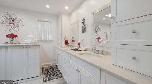 233 Painter Rd, Media PA 19063-4431 exterior