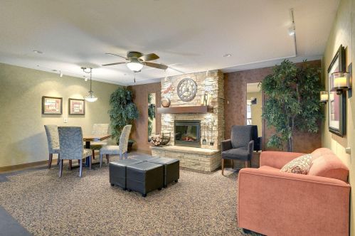 2495 Canabury Dr, Saint Paul MN 55117-1515 exterior