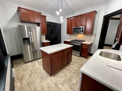 2159 Sherman Blvd, Milwaukee WI  53208-1212 exterior