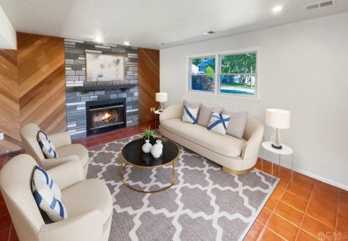 82 Bristol Rd, Piscataway, NJ 08854-3674