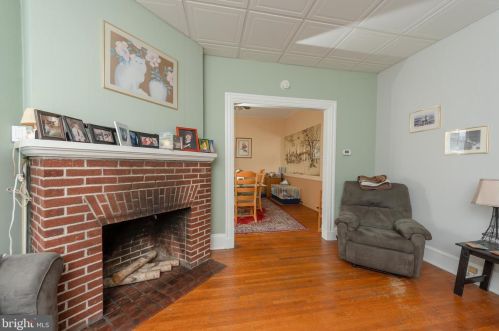 113 Walnut St, Lancaster PA 17602-2451 exterior