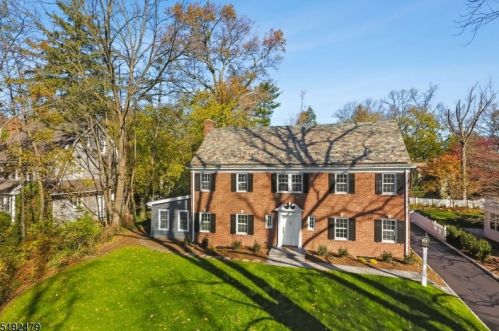 77 Durand Rd, Maplewood NJ 07040-2103 exterior