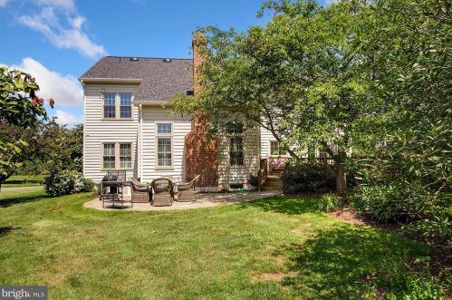 916 Brick Mnr Cir, Silver Spring MD 20905-3819 exterior