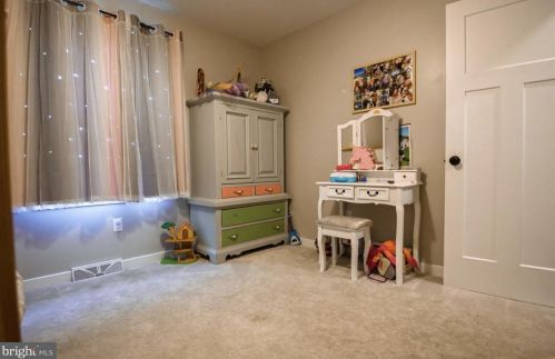 55 Cardinal Dr, Hanover PA  17331-9787 exterior