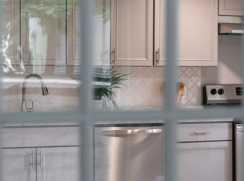 4 Mckinley Rd, Worcester MA  01605-2112 exterior