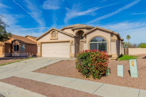 4329 Mesquite Desert Trl, Tucson, AZ 85706-3012