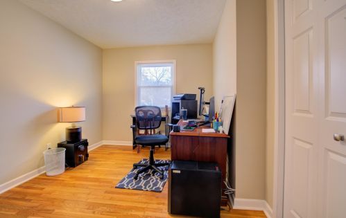 1516 Southlawn Dr, Wyoming MI exterior